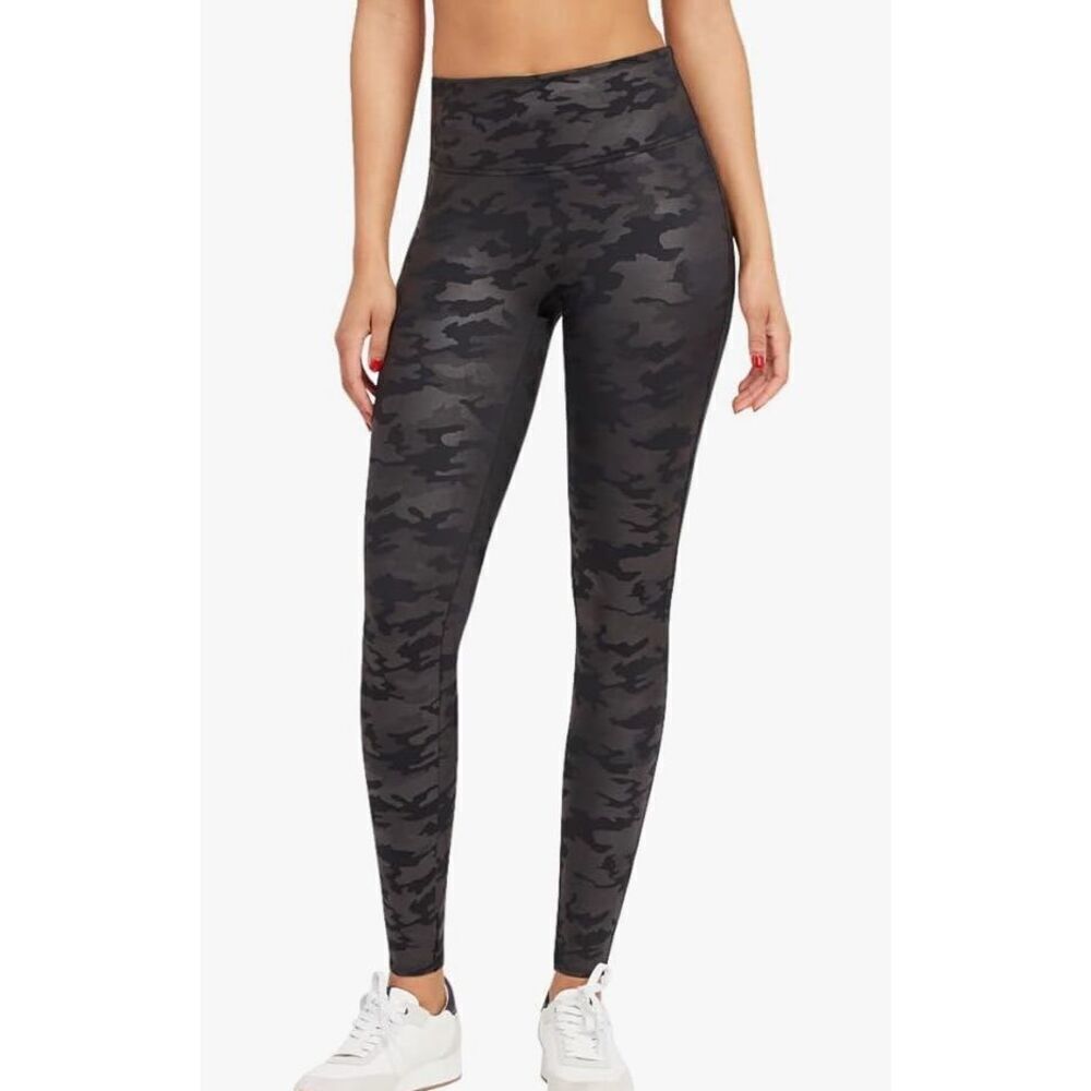 NEW NWT SPANX Faux Leather Camo Matte Black LEGGINGS $110